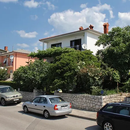 With Parking Space - 2421 Apartment Novi Vinodolski
